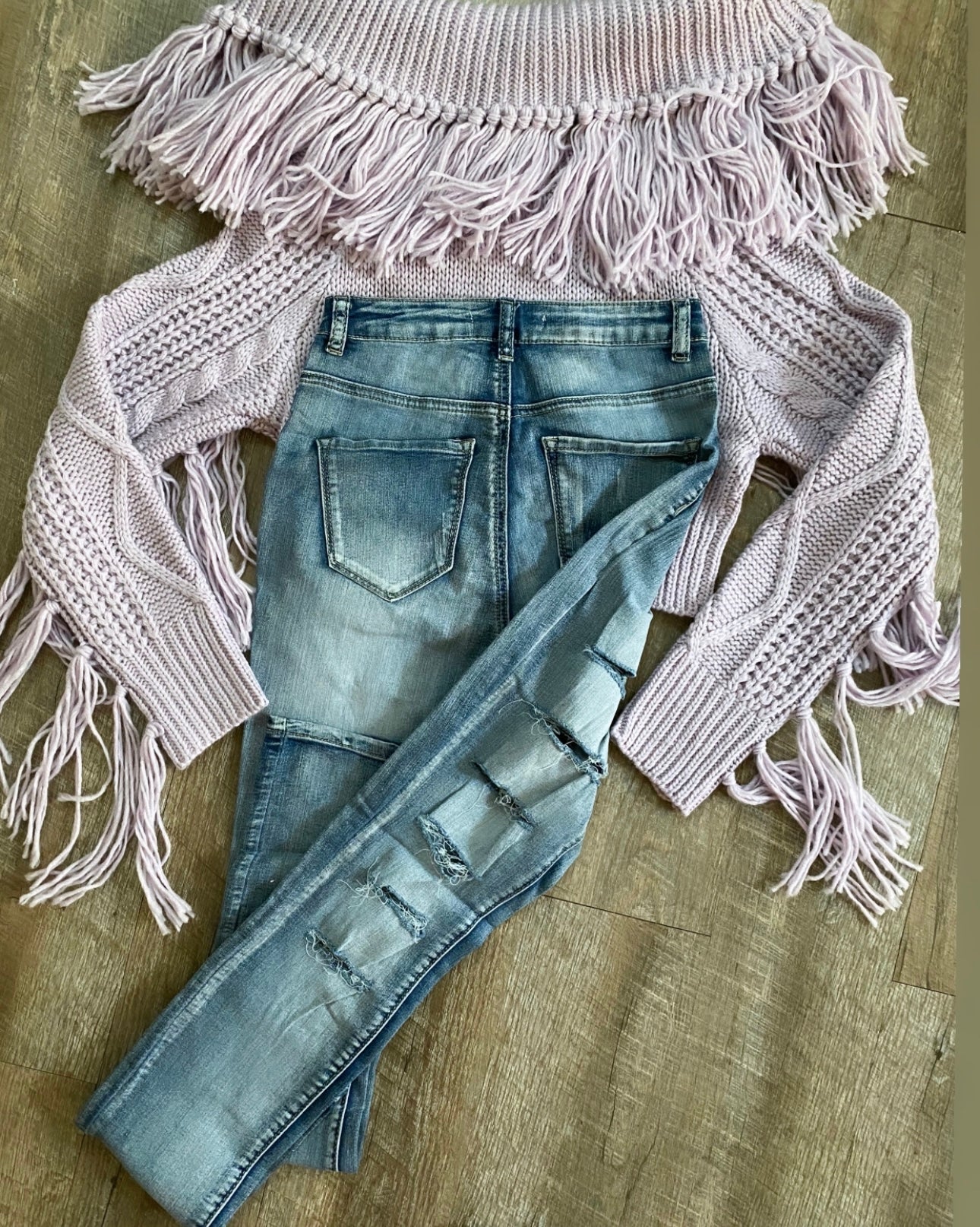 Cut jeans